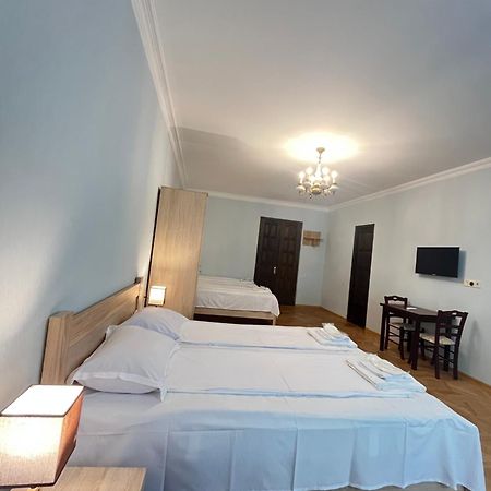Vera City Center Apartment Тбилиси Экстерьер фото