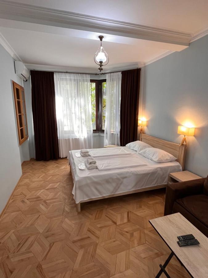 Vera City Center Apartment Тбилиси Экстерьер фото
