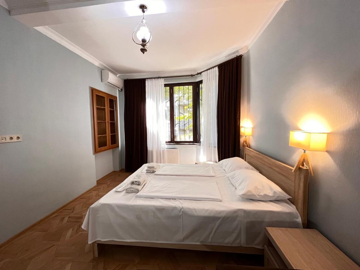 Vera City Center Apartment Тбилиси Экстерьер фото