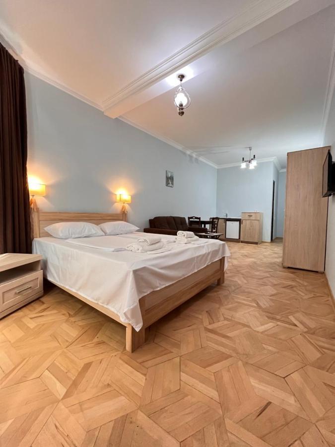 Vera City Center Apartment Тбилиси Экстерьер фото